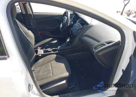 2017 Ford Focus S из США, поврежденный, VIN 1FADP3E27HL247413